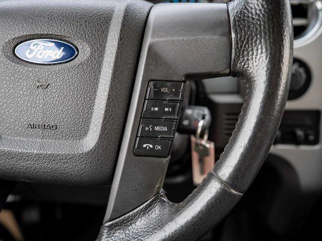 Photo of 2013 Oxford White Ford F-150