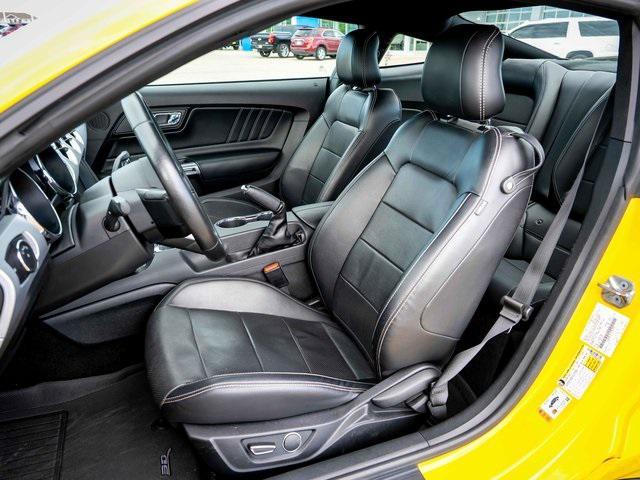 Photo of 2017 Shadow Black Ford Mustang