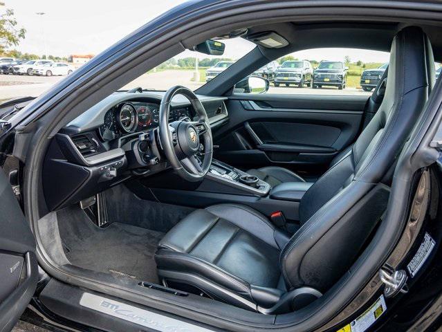Photo of 2023 Black Porsche 911