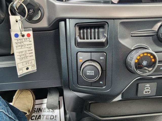Photo of 2025 Oxford White Ford F-150