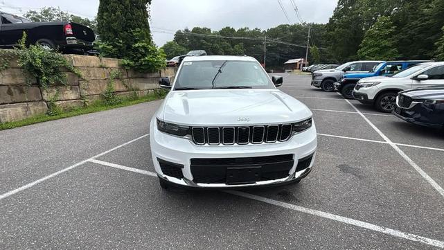 Photo of 2025 Bright White Clearcoat Jeep Grand Cherokee L