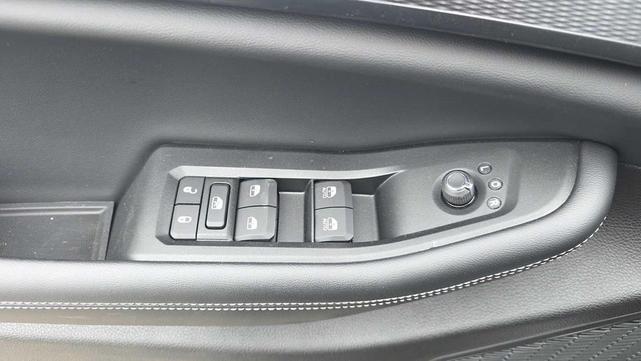 Photo of 2025 Baltic Gray Metallic Clearcoat Jeep Grand Cherokee L