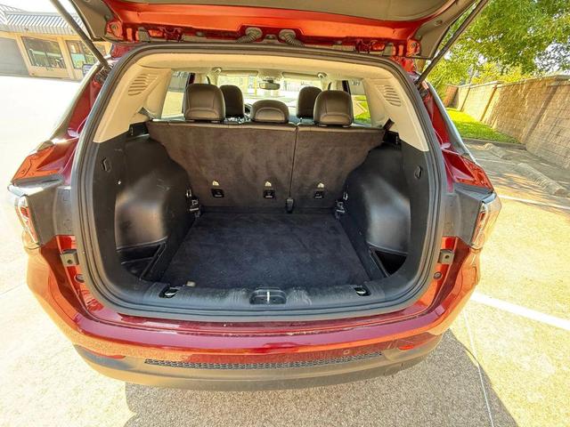 Photo of 2021 Velvet Red Pearlcoat Jeep Compass