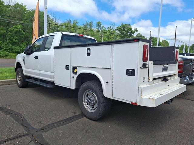 Photo of 2019 Oxford White Ford F-250