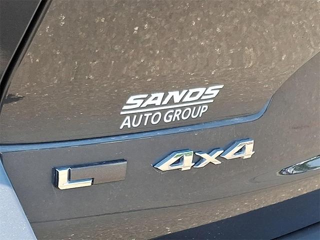 Photo of 2022 Metallic Jeep Grand Cherokee L