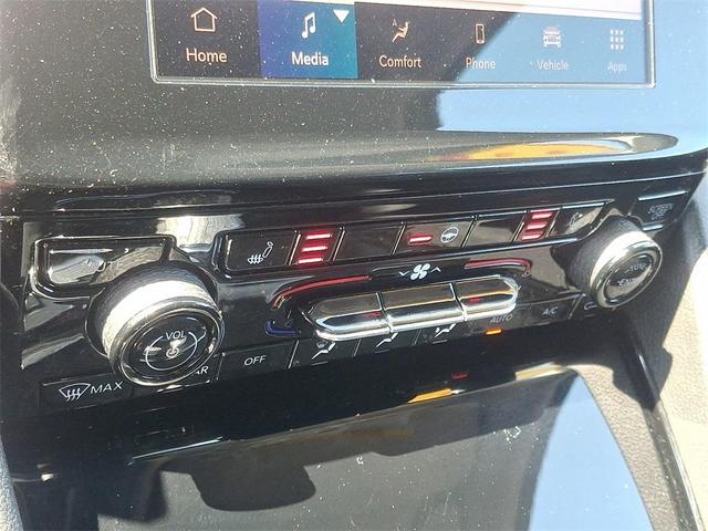 Photo of 2022 Metallic Jeep Grand Cherokee L