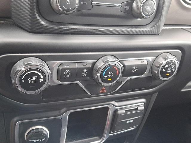 Photo of 2021 Bright White Clearcoat Jeep Wrangler Unlimited