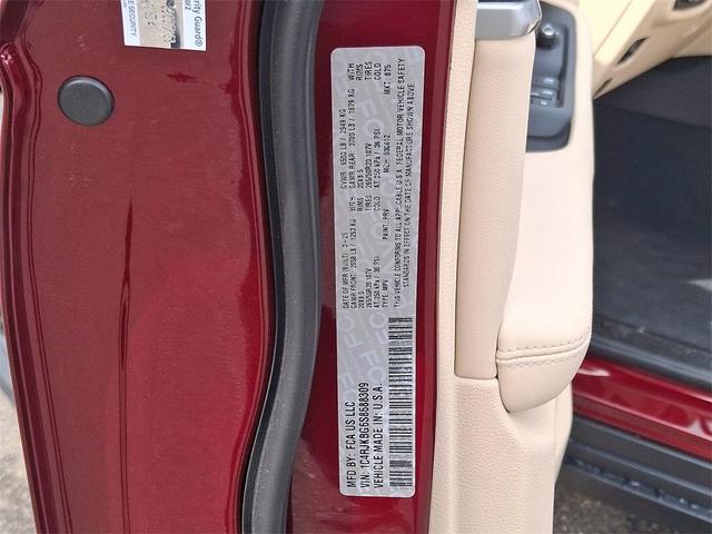 Photo of 2025 Velvet Red Pearlcoat Jeep Grand Cherokee L