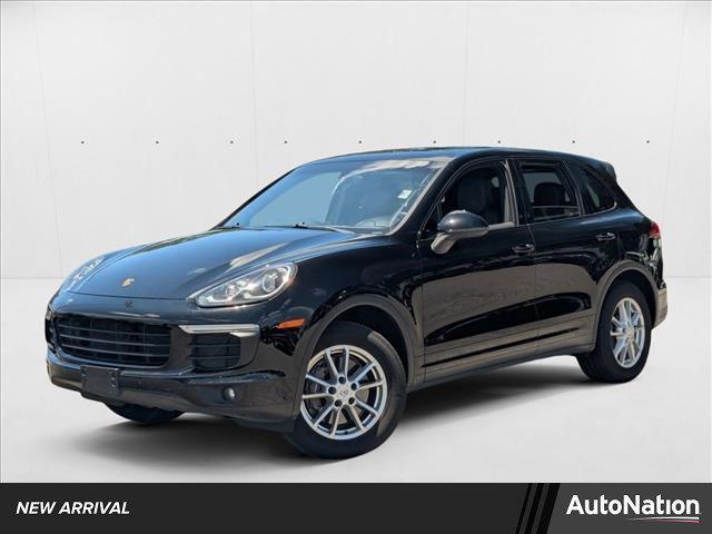 Photo of 2016 Jet Black Metallic Porsche Cayenne