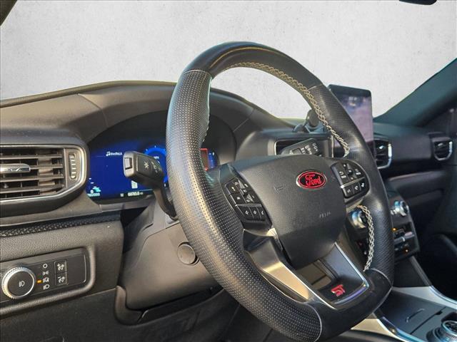 Photo of 2020 Agate Black Metallic Ford Explorer