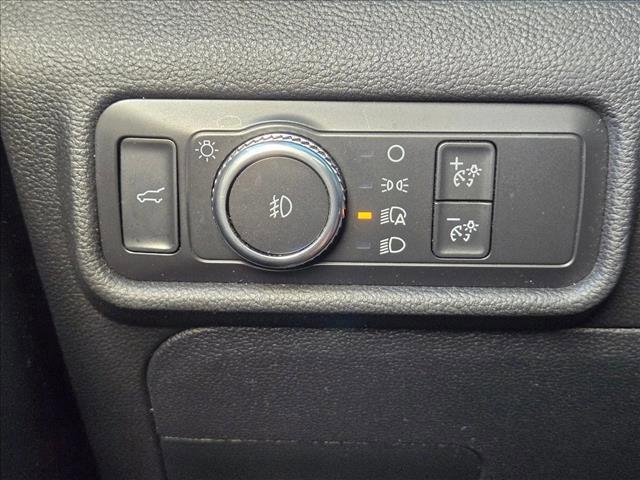 Photo of 2020 Agate Black Metallic Ford Explorer