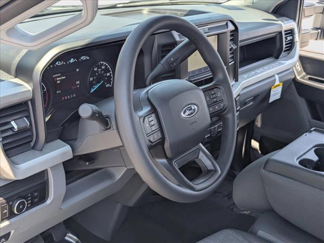 Photo of 2026 Oxford White Ford F-250