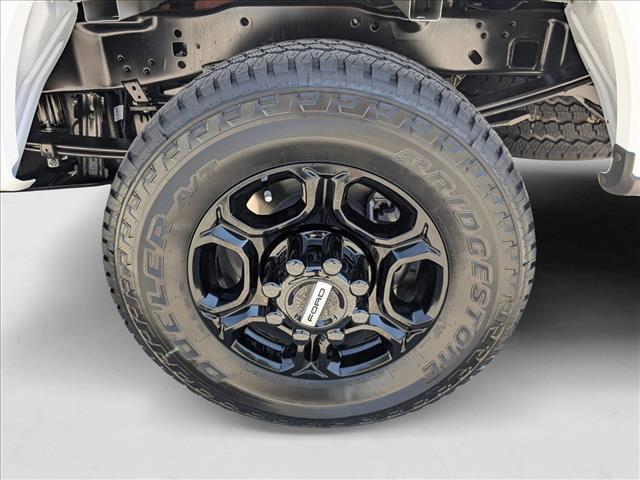 Photo of 2026 Oxford White Ford F-250
