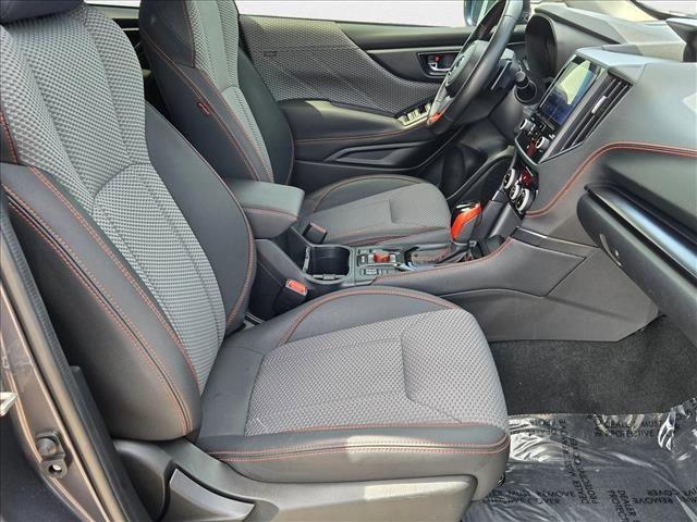Photo of 2022 Magnetite Gray Metallic Subaru Forester
