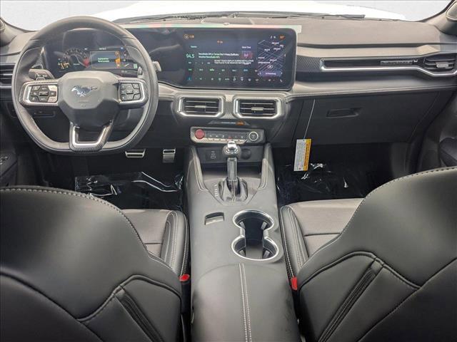 Photo of 2025 Oxford White Ford Mustang
