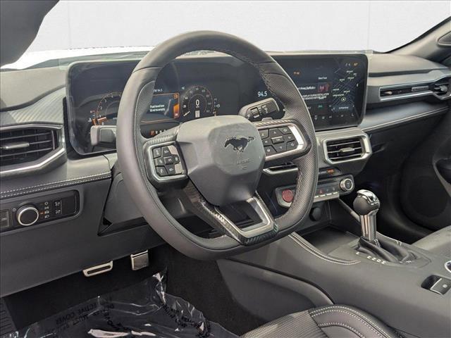 Photo of 2025 Oxford White Ford Mustang