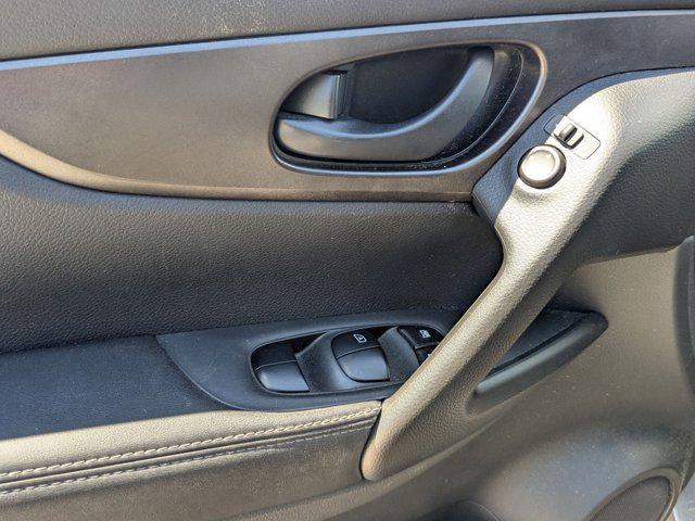 Photo of 2019 Gun Metallic Nissan Rogue Sport