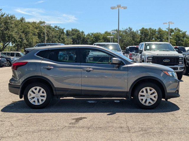 Photo of 2019 Gun Metallic Nissan Rogue Sport