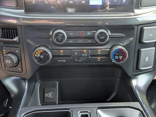 Photo of 2025 Oxford White Ford F-150