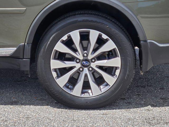 Photo of 2018 Wilderness Green Metallic Subaru Outback