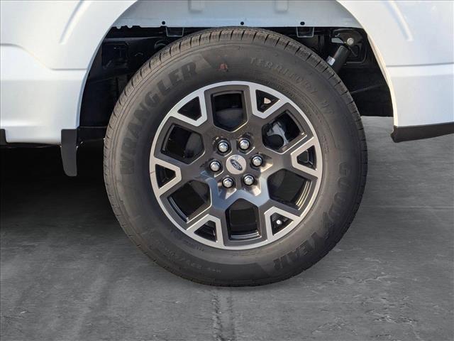 Photo of 2025 Oxford White Ford F-150