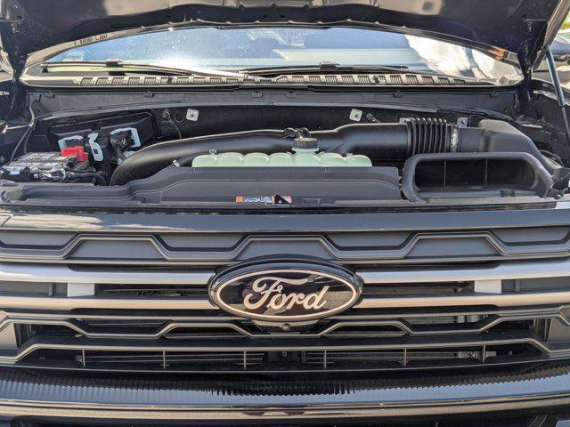 Photo of 2025 Dark Matter Gray Metallic Ford Expedition