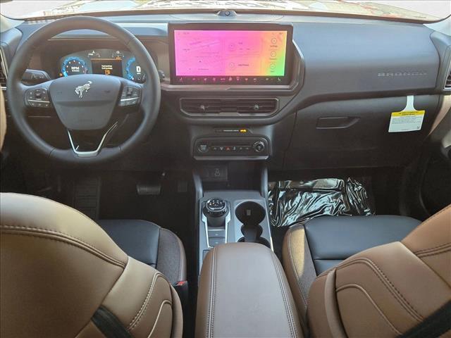 Photo of 2025 Azure Gray Metallic Tri-Coat Ford Bronco Sport