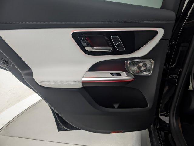 Photo of 2025 Black Mercedes-Benz GLC 300