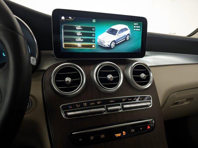 Photo of 2022 Black Mercedes-Benz GLC 300