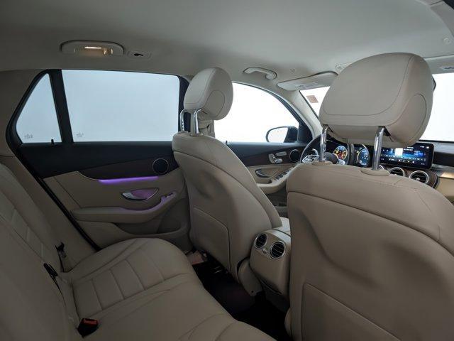 Photo of 2022 Black Mercedes-Benz GLC 300