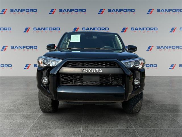 Photo of 2022 Midnight Black Metallic Toyota 4Runner