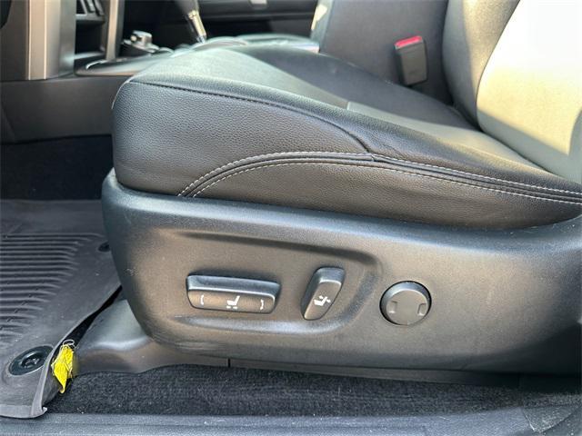 Photo of 2022 Midnight Black Metallic Toyota 4Runner