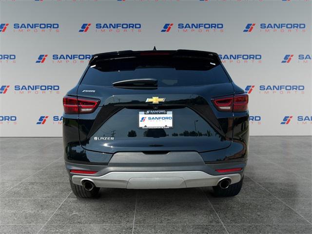 Photo of 2023 Black Chevrolet Blazer