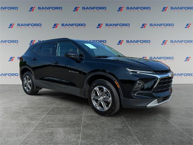 Photo of 2023 Black Chevrolet Blazer