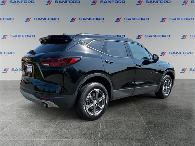 Photo of 2023 Black Chevrolet Blazer