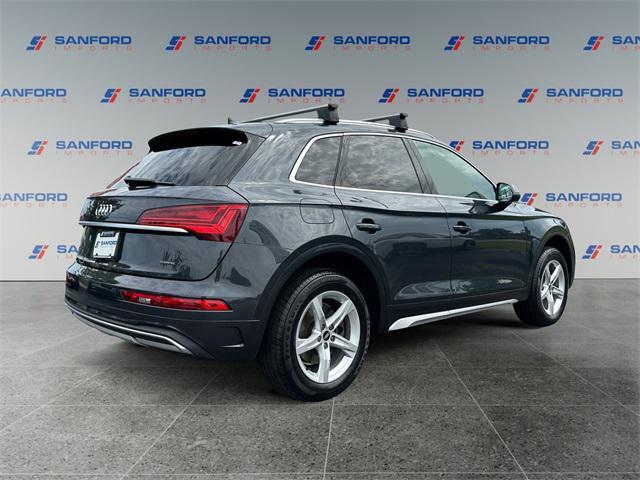 Photo of 2021 Manhattan Gray Metallic Audi Q5