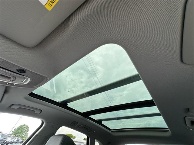 Photo of 2021 Manhattan Gray Metallic Audi Q5