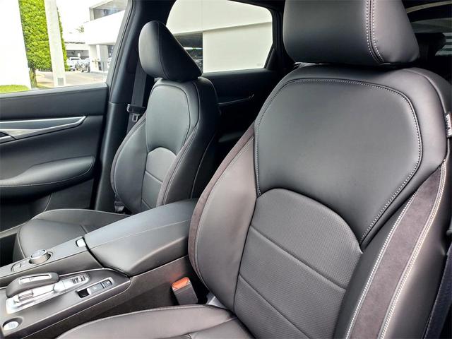 Photo of 2025 Black Obsidian INFINITI QX50