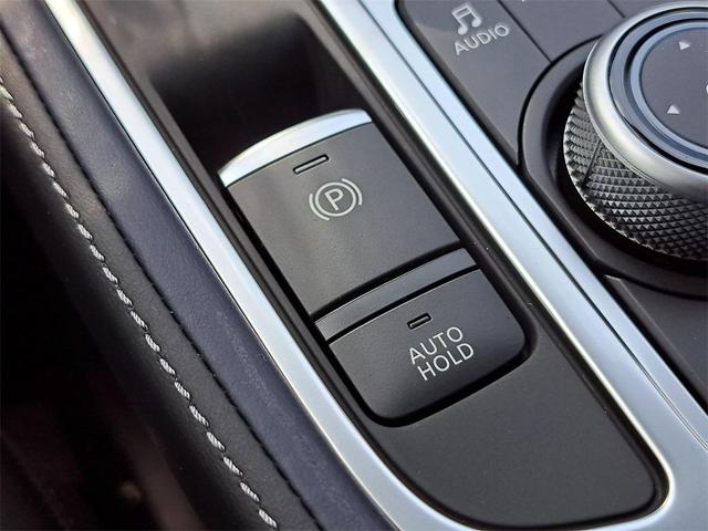 Photo of 2026 Gray INFINITI QX60
