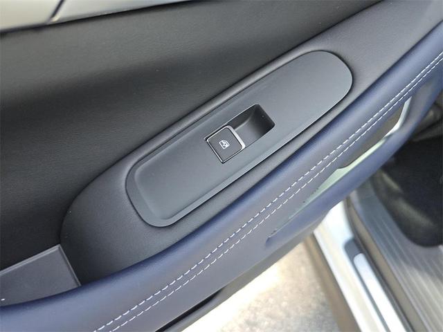 Photo of 2026 Gray INFINITI QX60