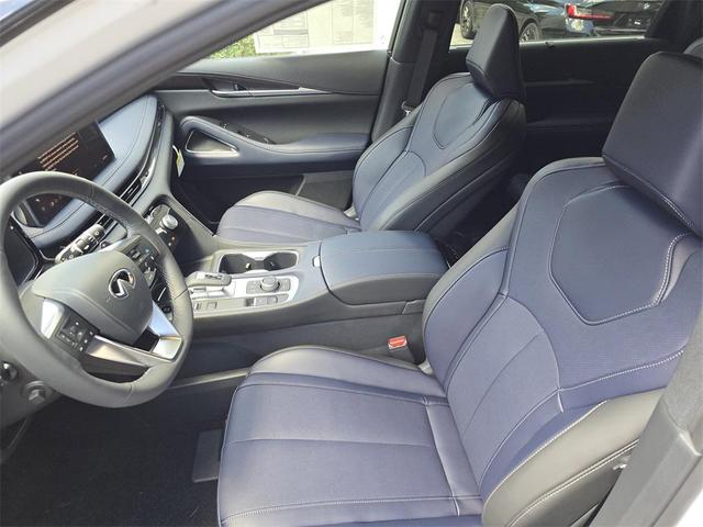 Photo of 2026 Gray INFINITI QX60