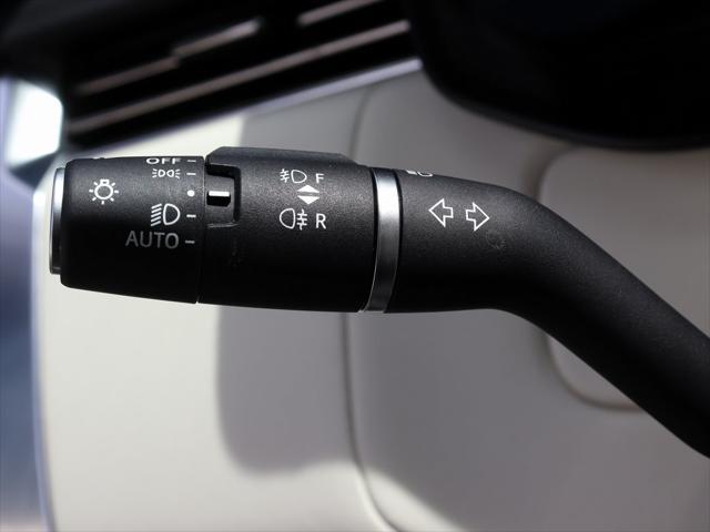 Photo of 2023 Santorini Black Metallic Land Rover Range Rover