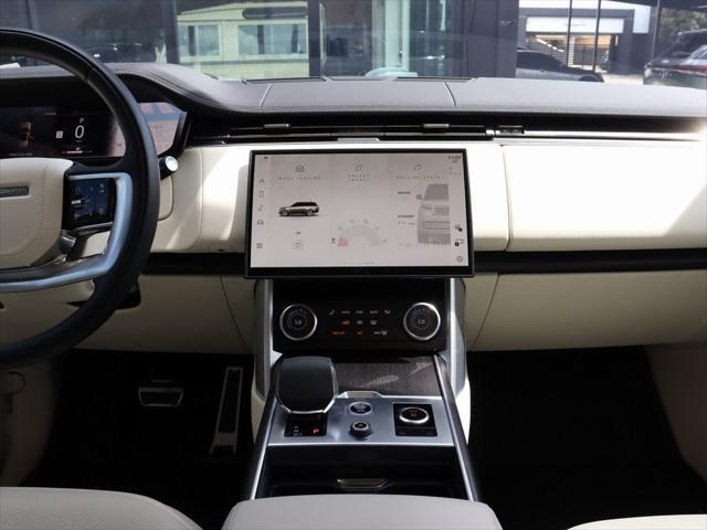 Photo of 2023 Santorini Black Metallic Land Rover Range Rover