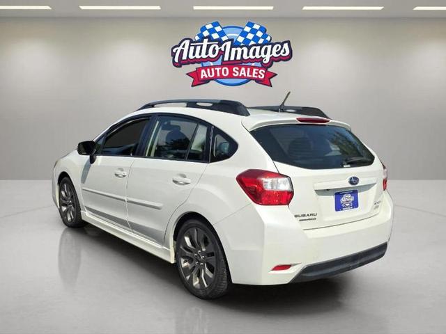 Photo of 2015 Pearl White Subaru Impreza
