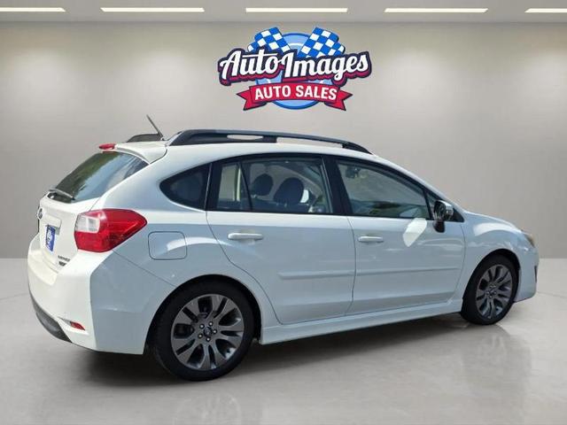 Photo of 2015 Pearl White Subaru Impreza