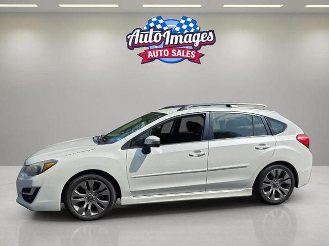 Photo of 2015 Pearl White Subaru Impreza