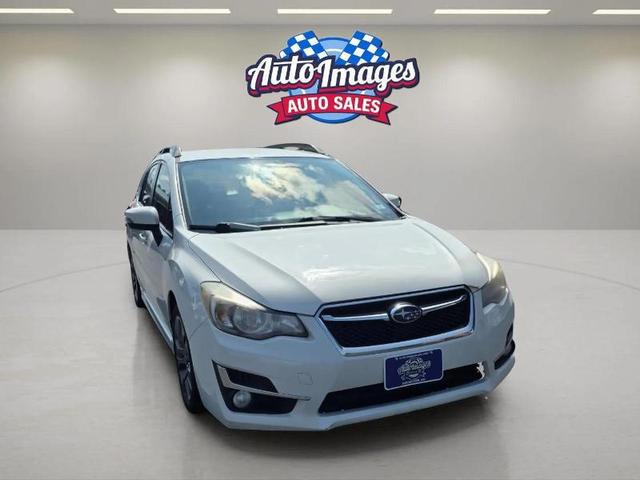Photo of 2015 Pearl White Subaru Impreza