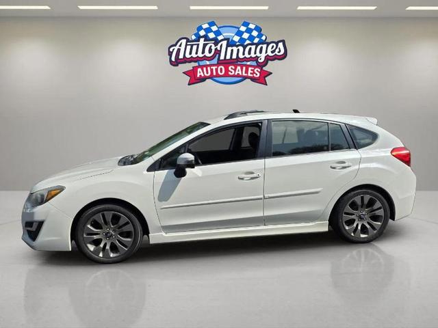 Photo of 2015 Pearl White Subaru Impreza