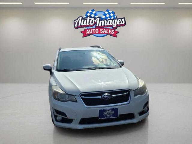 Photo of 2015 Pearl White Subaru Impreza