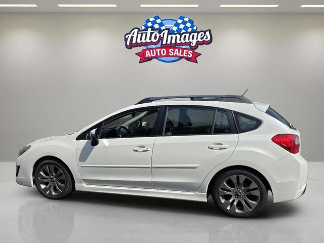Photo of 2015 Pearl White Subaru Impreza